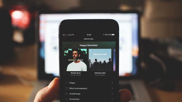 SpotifyとYouTube Music、音楽アプリ・チャートで首位の人気を牽引
