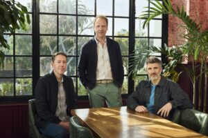 Read more about the article Virgin Music GroupのDowntown Music買収が完了、Downtown CEOピーター・ファン・ラインがVMG経営に参画、インディペンデント音楽大手の統合を本格化